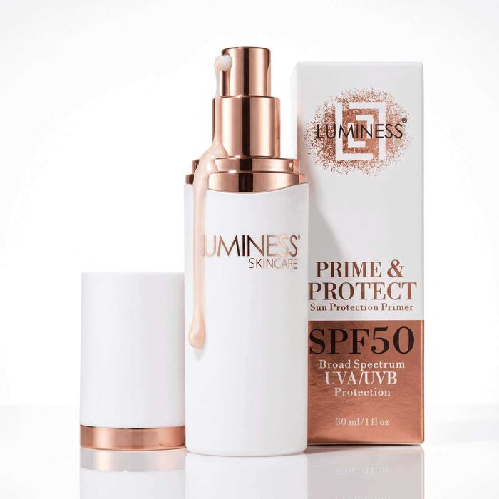 Luminess Color Adjusting Tinted Moisturizer SPF Kit featuring adaptive color-adjusting pigments and SPF 50 protection for a natural radiant finish.
